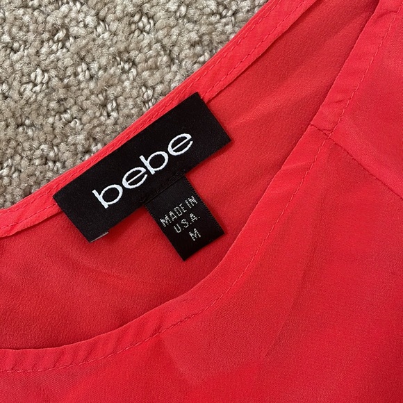 Cut out button back shirt - Picture 2 of 3